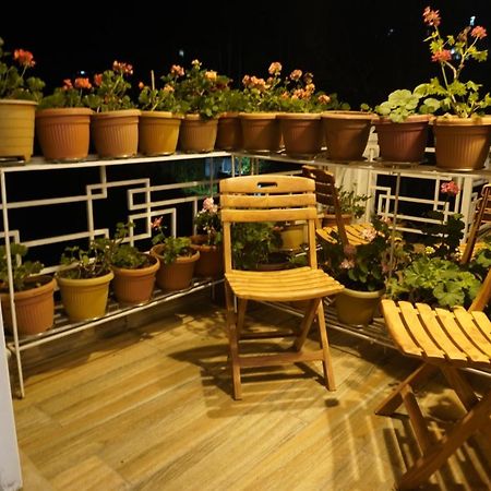 Dorsen Homestay Shillong Exteriör bild