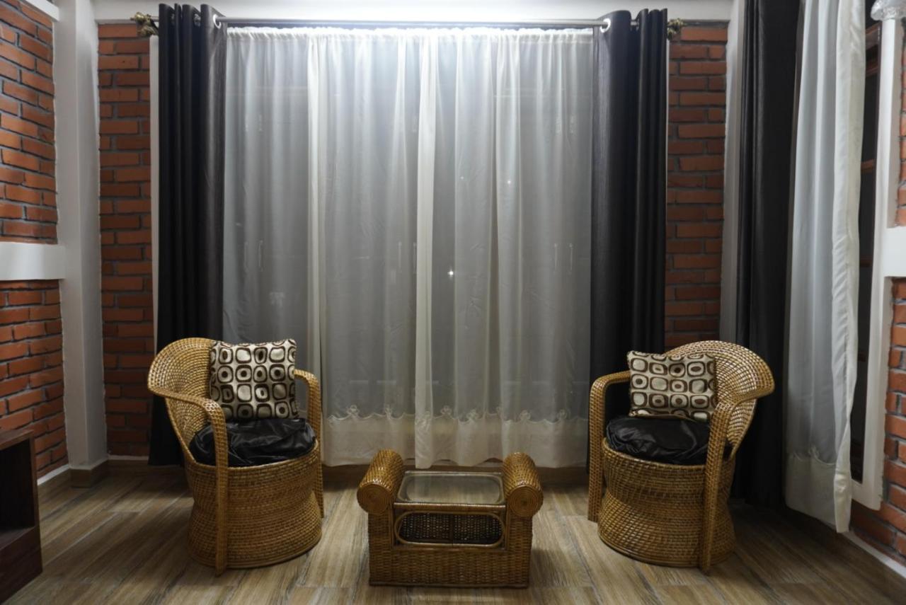Dorsen Homestay Shillong Exteriör bild