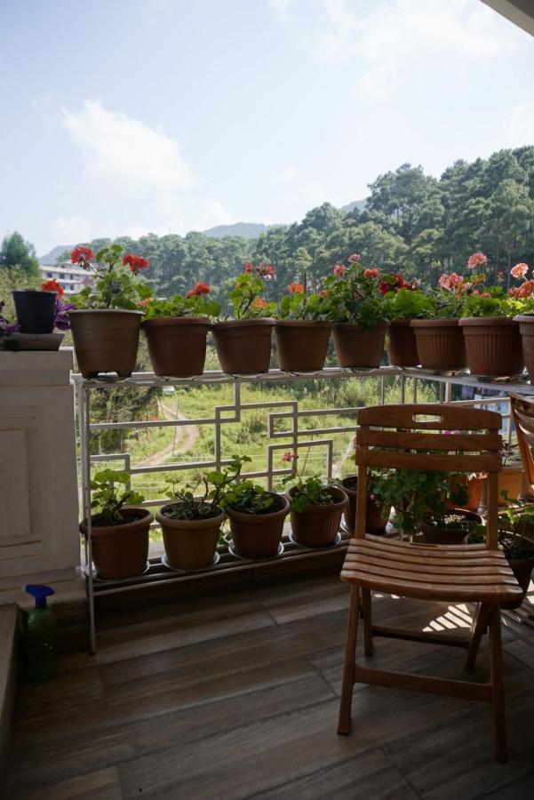 Dorsen Homestay Shillong Exteriör bild
