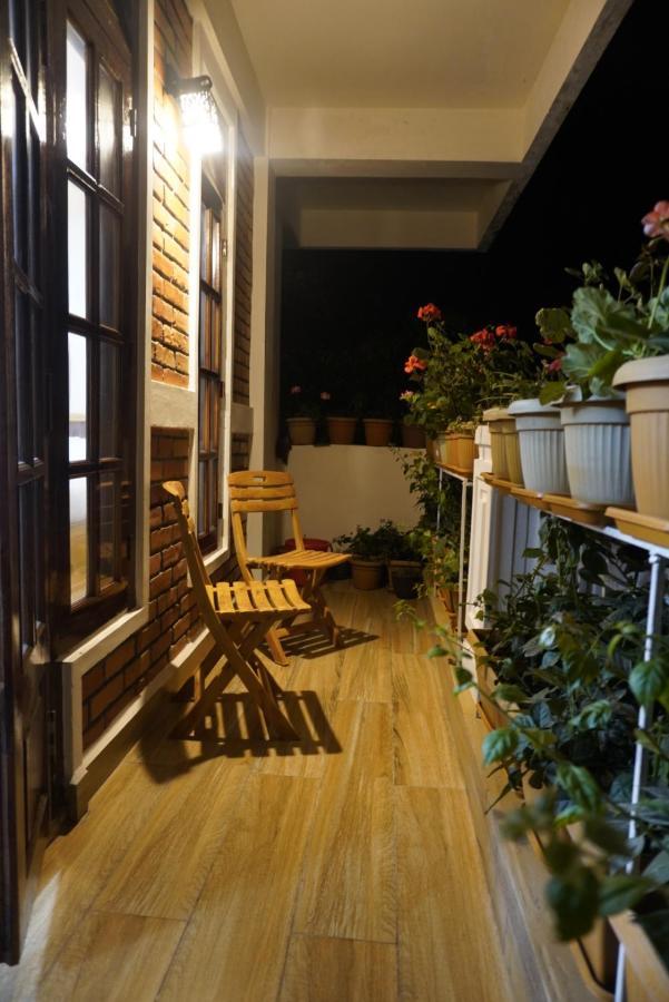 Dorsen Homestay Shillong Exteriör bild